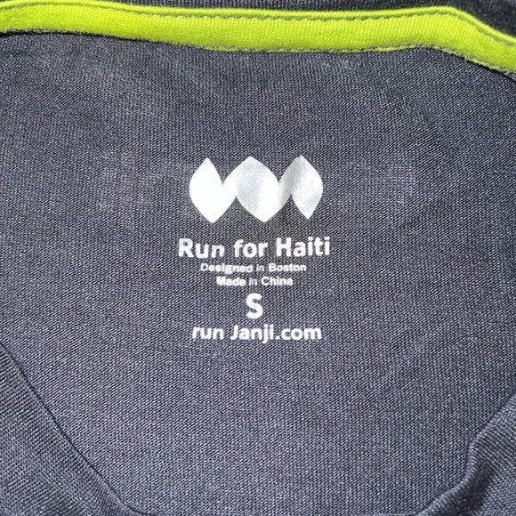 Men’s janji t-shirt size Small  RUN for Haiti Brand New! Never worn - Picture 3 of 12